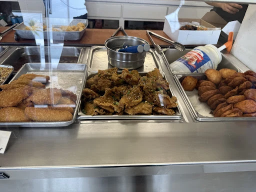 Hilo Lunch Shop photo 8